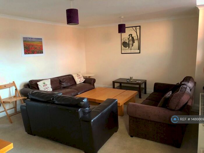 6 Bedroom Maisonette To Rent In Mayfair Road, Newcastle Upon Tyne, NE2