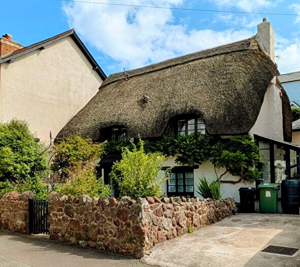 2 Bedroom Cottage For Sale In Dagmar Street, Shaldon, TQ14