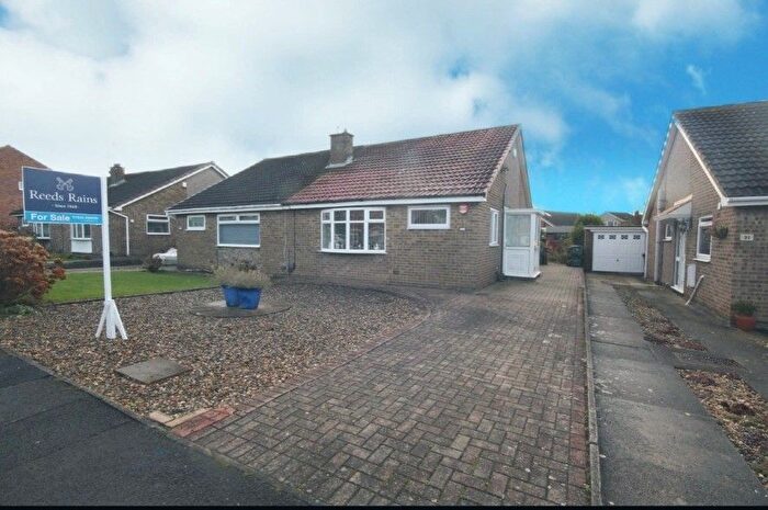 2 Bedroom Semi-Detached Bungalow For Sale In Earlsdon Avenue, Acklam, Middlesbrough, North Yorkshire, TS5