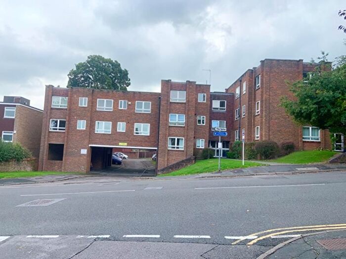 1 Bedroom Flat To Rent In Harvey Road, Guildford, GU1