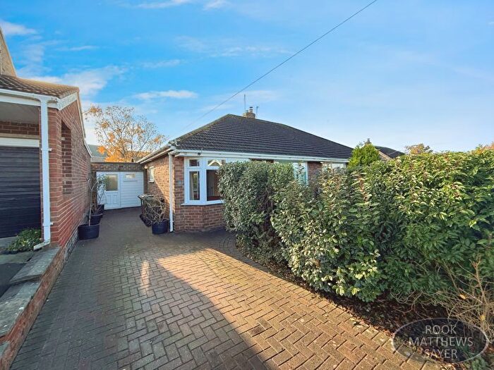 2 Bedroom Bungalow For Sale In Swinhoe Gardens, Newcastle Upon Tyne, NE13