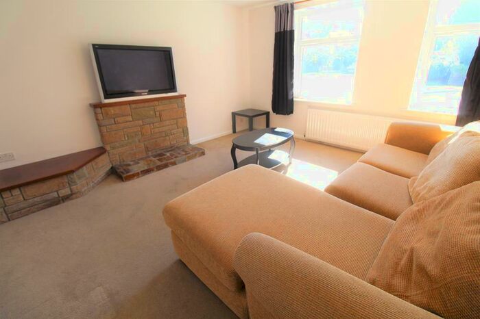 3 Bedroom Flat To Rent In Linksfield Gardens, Ground Floor, AB24