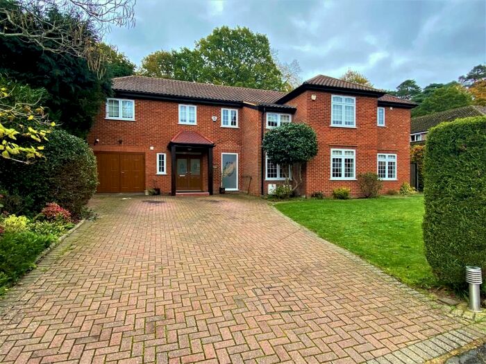 4 Bedroom Detached House To Rent In Ascot, Berkshire, SL5