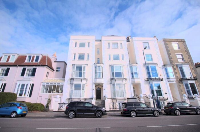 2 Bedroom Flat To Rent In Admirals Court, Clarence Parade, Southsea, PO5