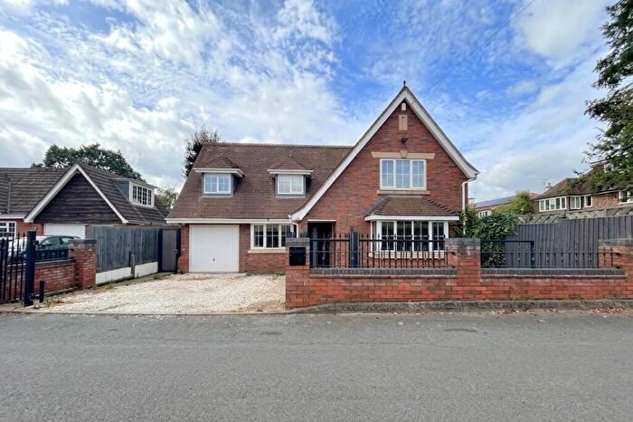 4 Bedroom Detached House For Sale In Dingle Road, Pedmore, Stourbridge, DY9