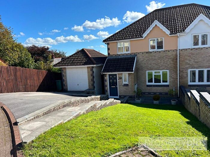 3 Bedroom Semi-Detached House For Sale In Swyn Y Nant, Porth, Rhondda Cynon Taff, CF39