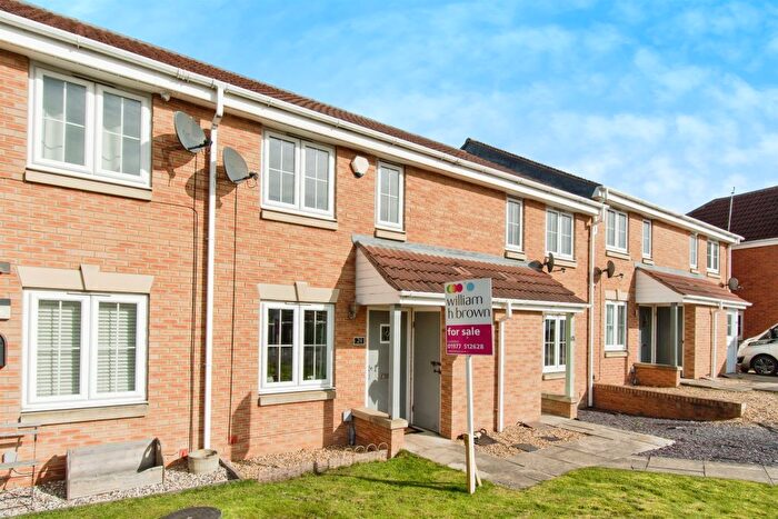 2 Bedroom Property For Sale In Heather Court, Castleford, WF10