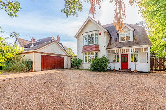 4 Bedroom Detached House For Sale In Aviary Road, Pyrford, Surrey, GU22