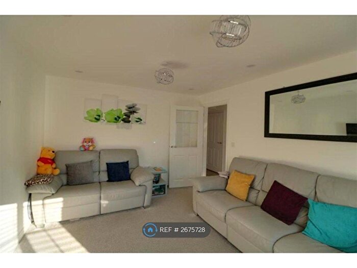 4 Bedroom Detached House To Rent In Paradise Orchard, Aylesbury, HP18