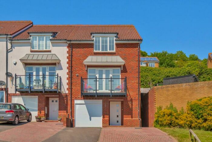3 Bedroom End Of Terrace House To Rent In Battery Point, Hythe, CT21