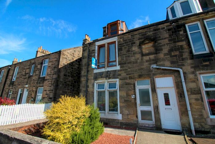 2 Bedroom Maisonette To Rent In South Lumley Street, Grangemouth, FK3