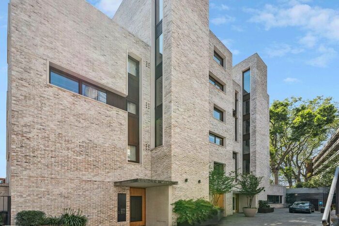 2 Bedroom Flat To Rent In Weston Street, London, SE1