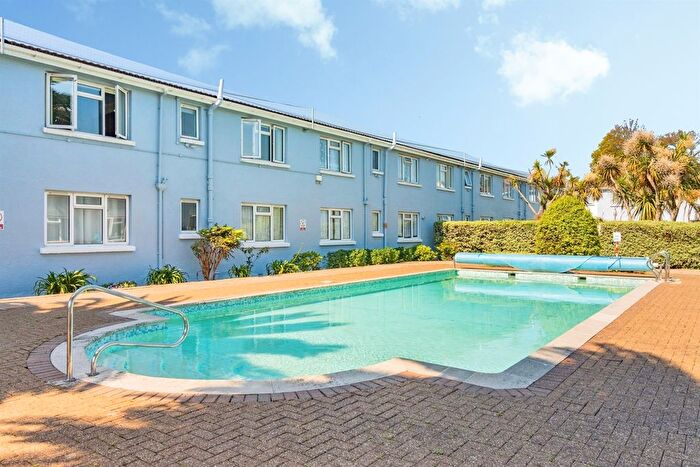 1 Bedroom Flat For Sale In Esplanade Road, Paignton, TQ4
