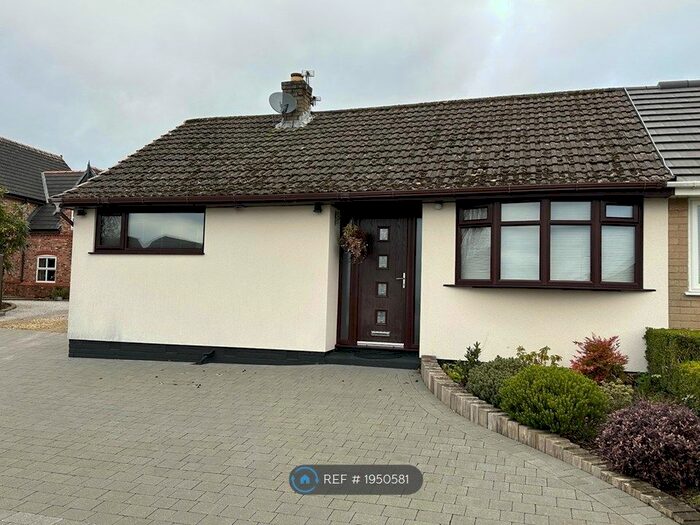2 Bedroom Bungalow To Rent In Treen Road, Tyldesley, Manchester, M29