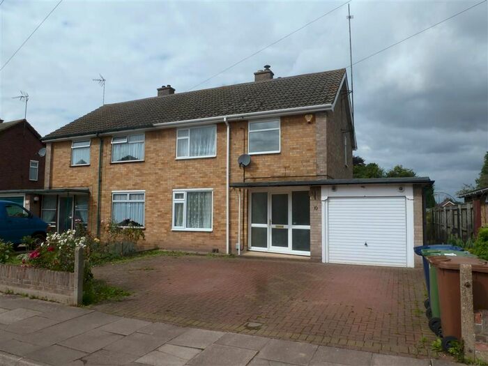 3 Bedroom Semi-Detached House To Rent In Fenland Road, Wisbech PE13