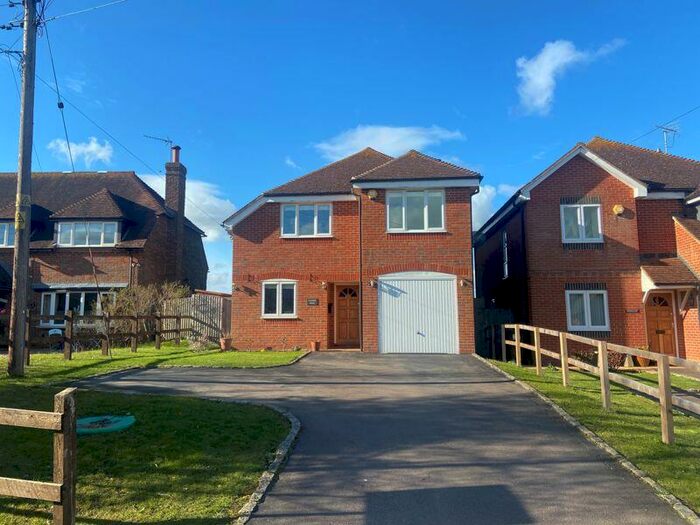 4 Bedroom Detached House For Sale In Main Street, Poundon, OX27