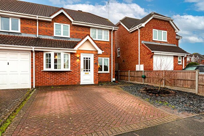 3 Bedroom Semi Detached House For Sale In Hart Close, Whetstone, Leicester, LE8