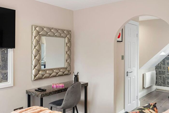 1 Bedroom Studio To Rent In Seven Sisters Rd, London, N15