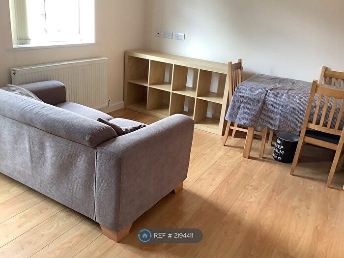 1 Bedroom Flat To Rent In Saxton Close, Nottingham, NG9