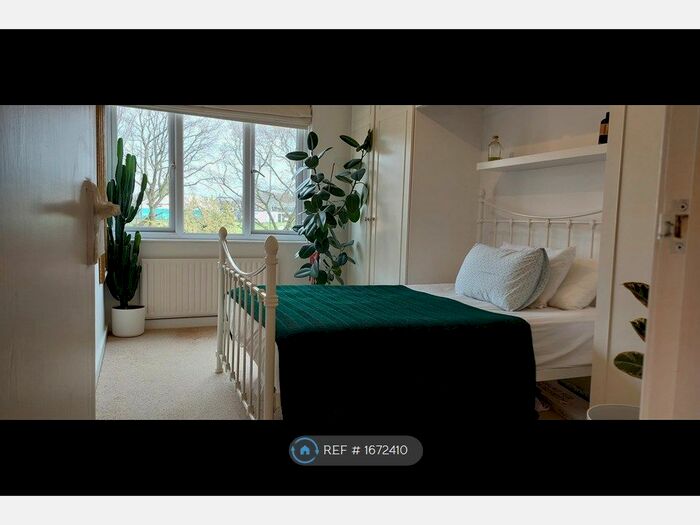 1 Bedroom Flat To Rent In Widmore Road, Bromley, BR1