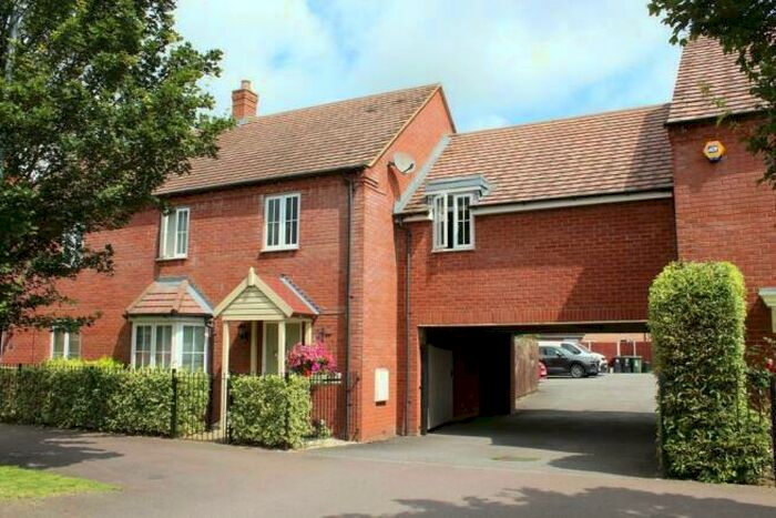 4 Bedroom Terraced House To Rent In Tansy Avenue, Stotfold, Hitchin, SG5