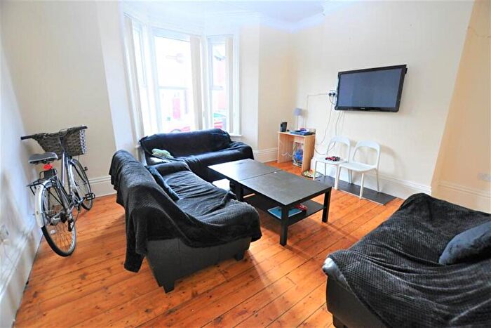 7 Bedroom Terraced House To Rent In Osborne Avenue, Jesmond, Newcastle Upon Tyne, NE2