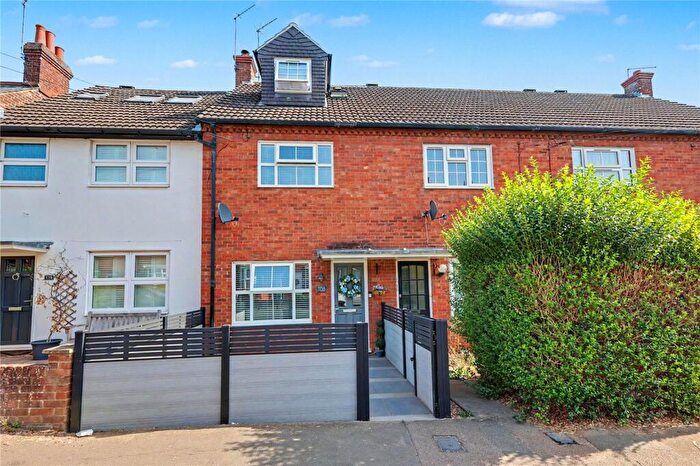 3 Bedroom Terraced House For Sale In High Street, Codicote, Hitchin, Hertfordshire, SG4