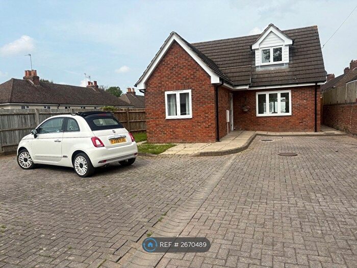 2 Bedroom Detached House To Rent In Hewlett Road, Cheltenham, GL52