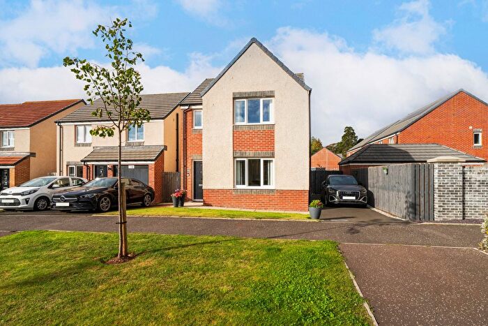 3 Bedroom Detached House For Sale In Seggie Drive, Guardbridge, KY16