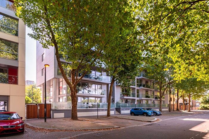 2 Bedroom Flat To Rent In Rope Street, Rotherhithe, London, SE16