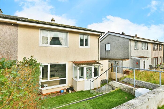 3 Bedroom Semi-Detached House For Sale In Byron Avenue, Plymouth, PL5