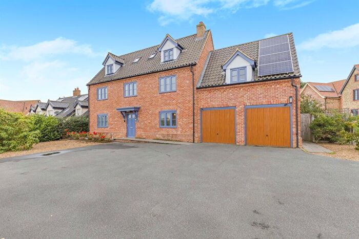 7 Bedroom Detached House For Sale In Taylor Drift, East Harling, Norwich, NR16