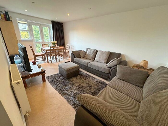 2 Bedroom Apartment To Rent In Shetland Court, Bressay Drive, Mill Hill, London, NW7