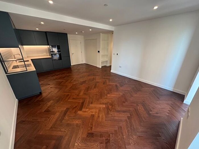 2 Bedroom Flat To Rent In Parkview Avenue, London, NW2