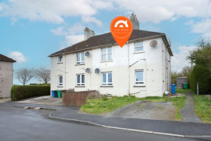 2 Bedroom Flat For Sale In Brown Crescent, Thornton, KY1