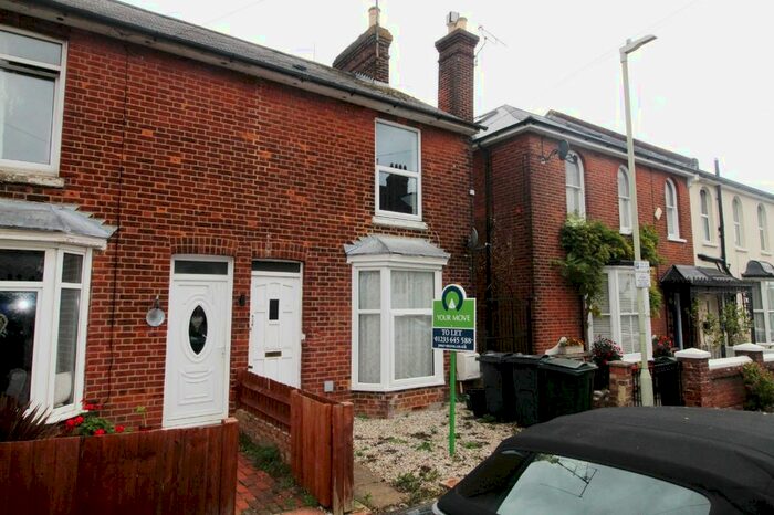 2 Bedroom Flat To Rent In Hardinge Road, Ashford, Kent, TN24
