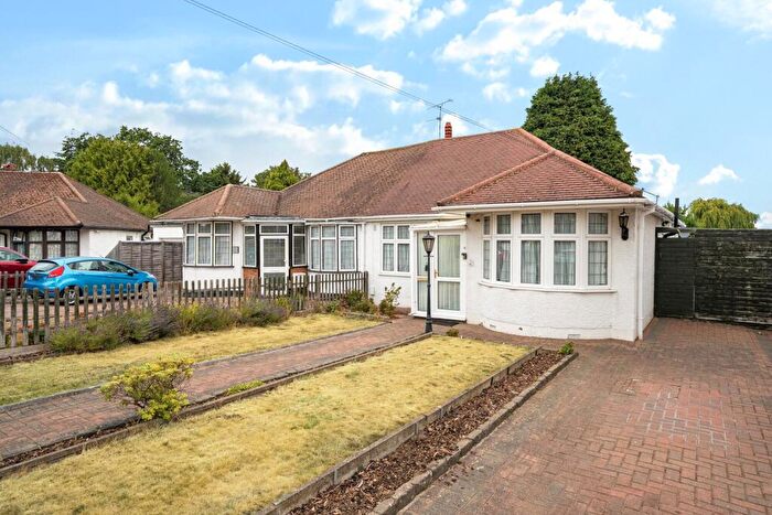 2 Bedroom Bungalow For Sale In Oregon Square, Orpington, BR6