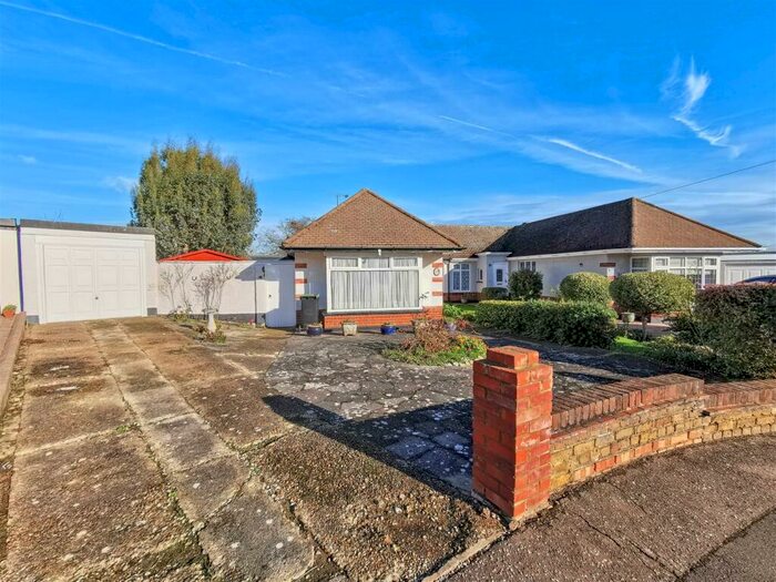2 Bedroom Semi-Detached Bungalow To Rent In Thorndon Park Close, Leigh-On-Sea, SS9