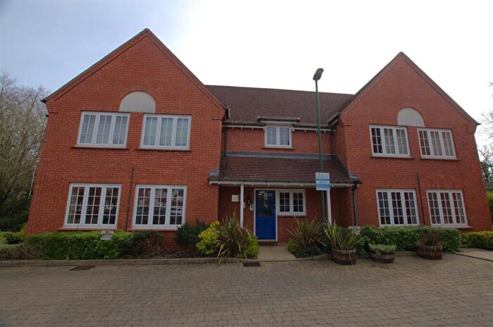 2 Bedroom House To Rent In Foxley Drive, Catherine-De-Barnes, Solihull, B91