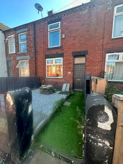 2 Bedroom Terraced House To Rent In Old Road, Ashton, WN4