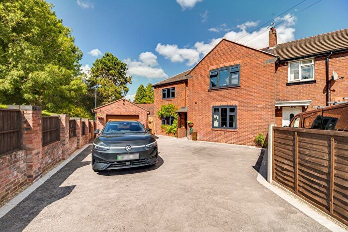 4 Bedroom Semi Detached House For Sale In Stringer Avenue, Sandbach, CW11