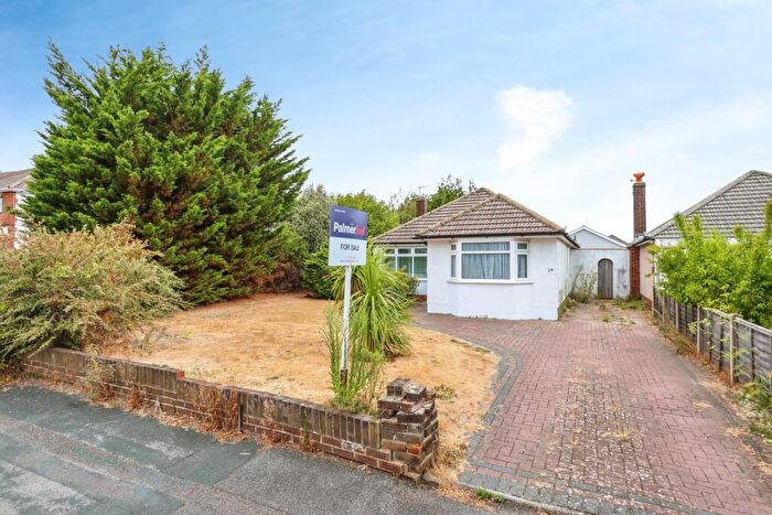 2 Bedroom Bungalow For Sale In Fulwood Avenue, Bournemouth, Dorset, BH11