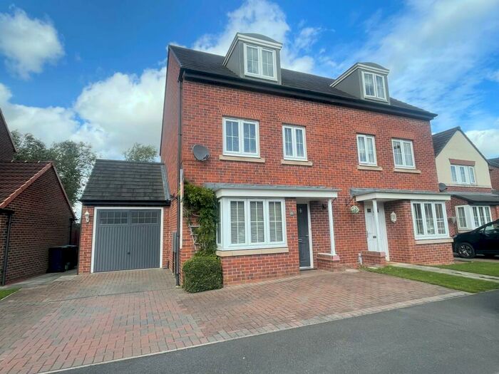 4 Bedroom Semi-Detached House To Rent In Prospect Place, Coxhoe, DH6