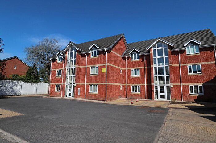 1 Bedroom Flat To Rent In John Peel Court, Dale Street, Bury, BL8
