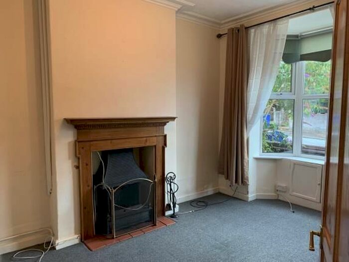 2 Bedroom End Terrace House For Sale In Park Avenue West, Wolstanton