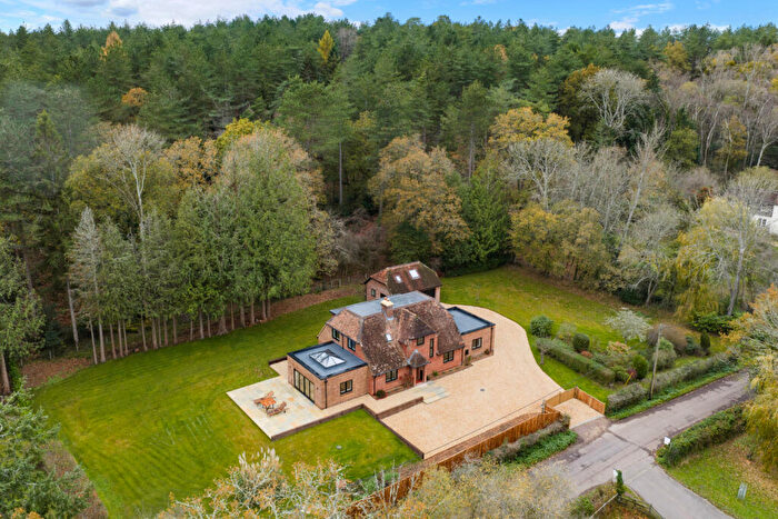 5 Bedroom Detached House For Sale In Boundary Road, Rowledge, Farnham, Surrey, GU10