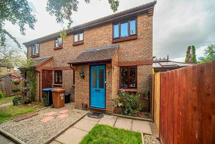 1 Bedroom House To Rent In Duncan Close, Welwyn Garden City, AL7