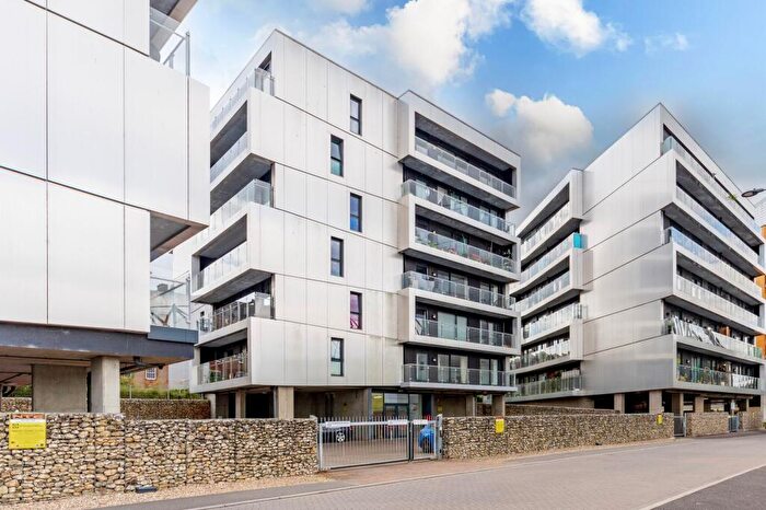 2 Bedroom Flat For Sale In Geoffrey Watling Way, Norwich, NR1