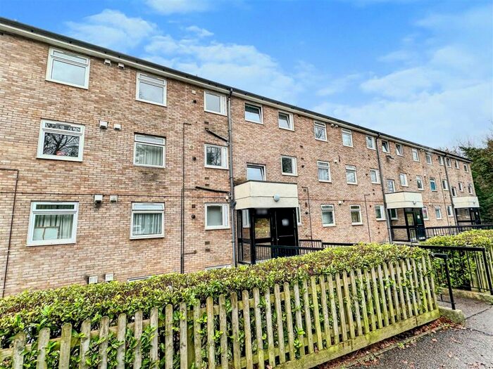 1 Bedroom Flat To Rent In The Cornfields, Boxmoor, Hemel Hempstead, HP1