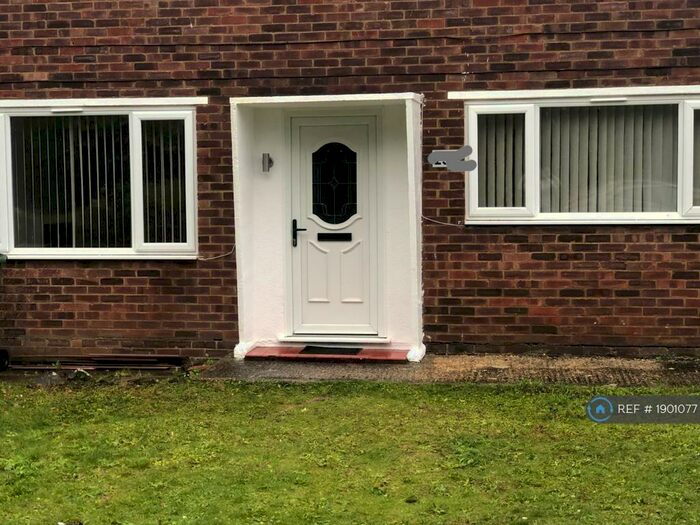 2 Bedroom Maisonette To Rent In Cranbourne Lane, Basingstoke, RG21